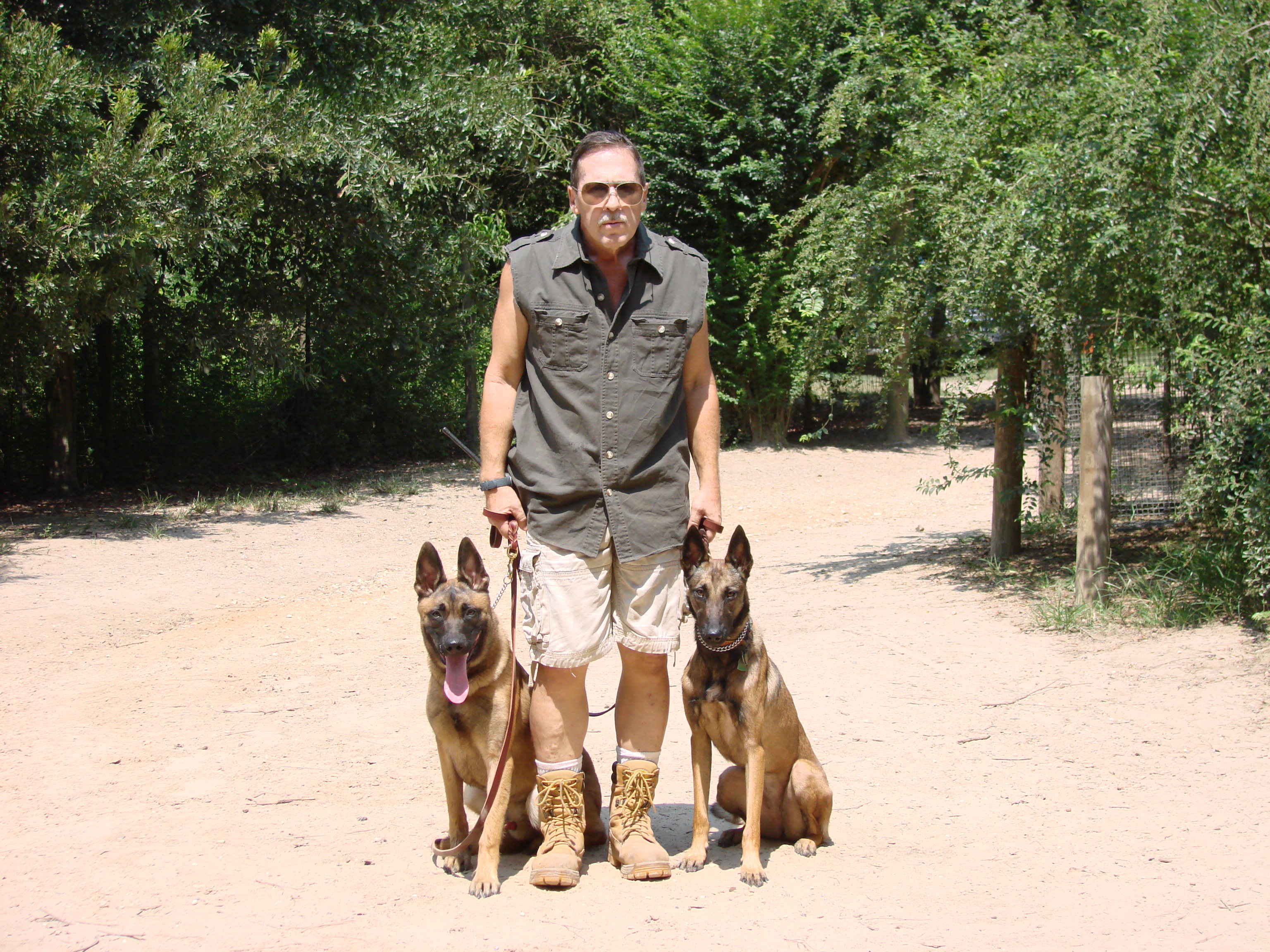 webassets/twomals.jpg